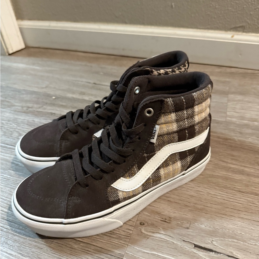 Vans Women’s Platform High-Top Sneakers - Brown Plaid